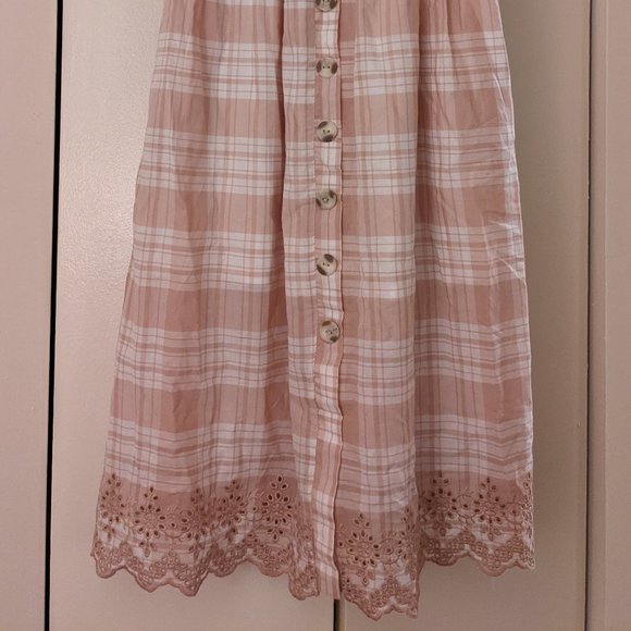 Blush Pink Dress - Picture 4 of 7